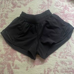 Lululemon hotty hot shorts